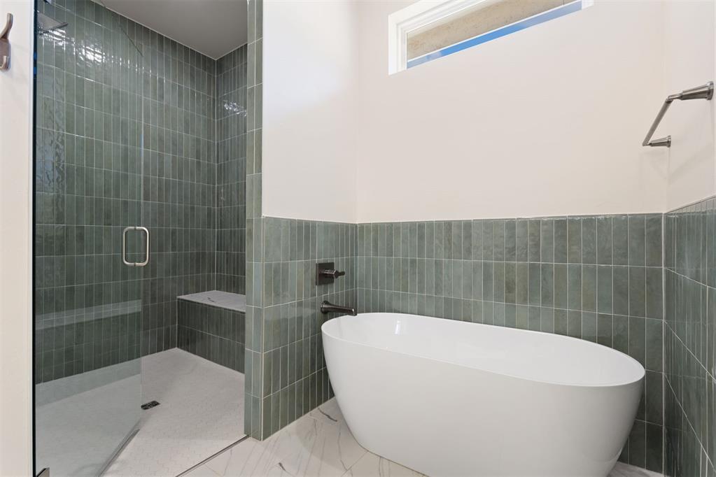 8101 Amber Ridge Drive Property Photo 35