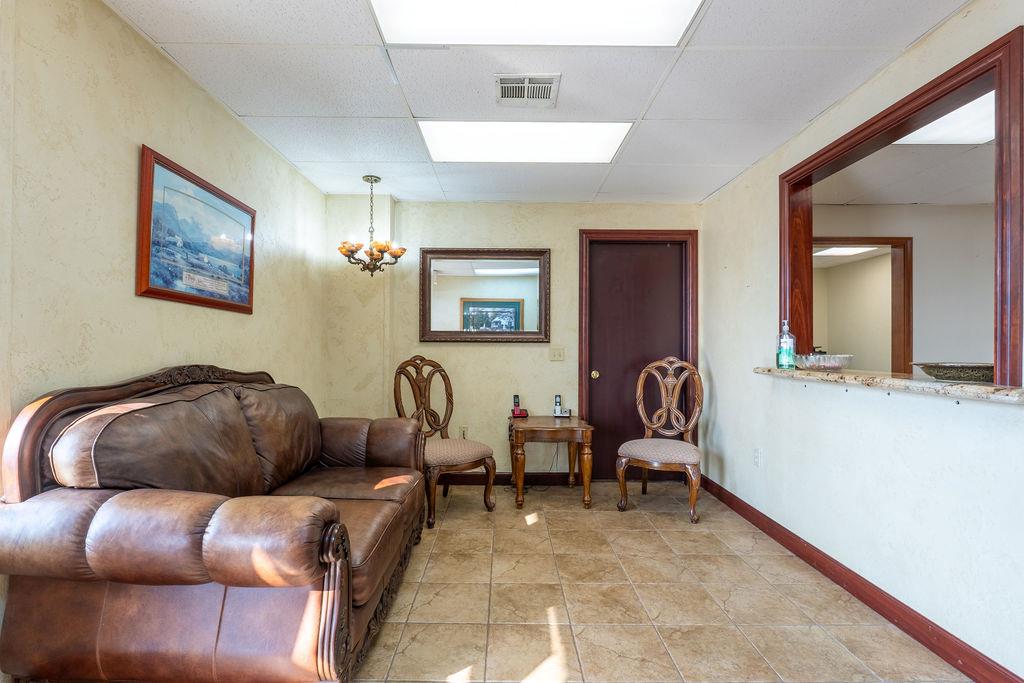 1501 N Shawnee Avenue Property Photo 6