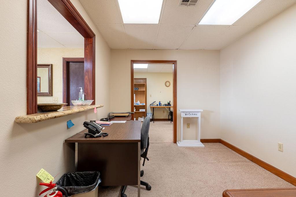 1501 N Shawnee Avenue Property Photo 9