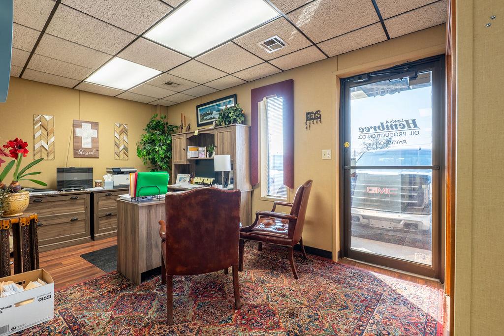 1501 N Shawnee Avenue Property Photo 29
