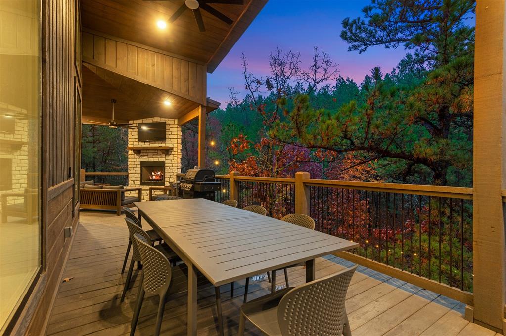 836 Timberline Trail Property Photo 37