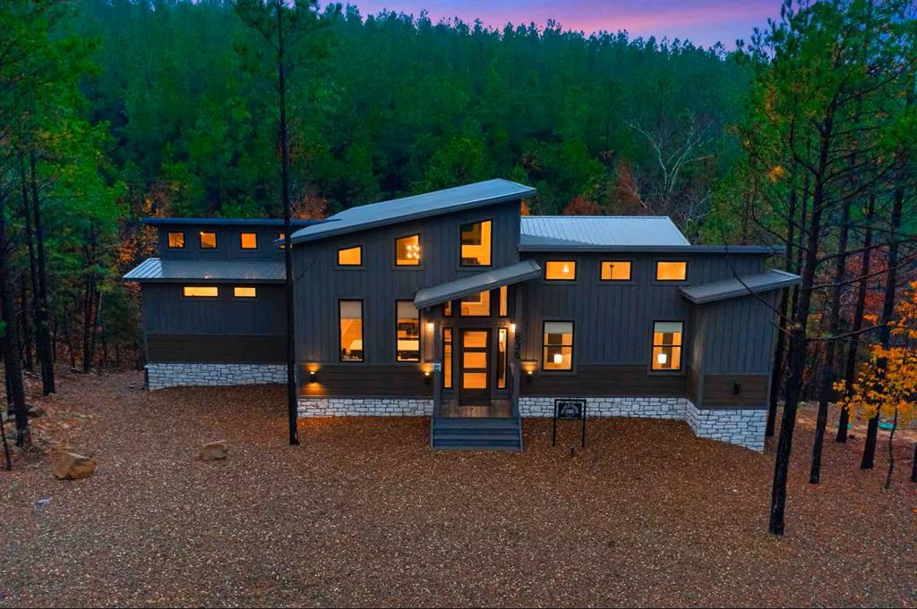 836 Timberline Trail Property Photo 41