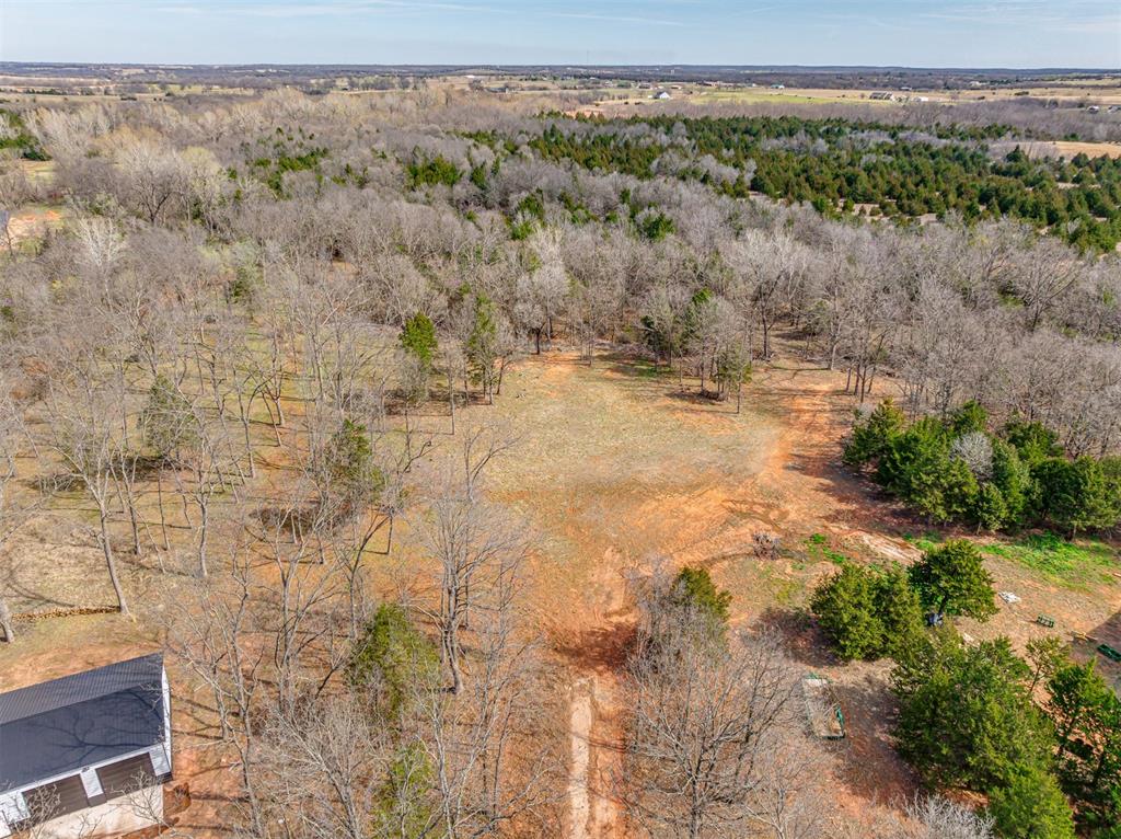 335400 E 1048 Road Property Photo 4