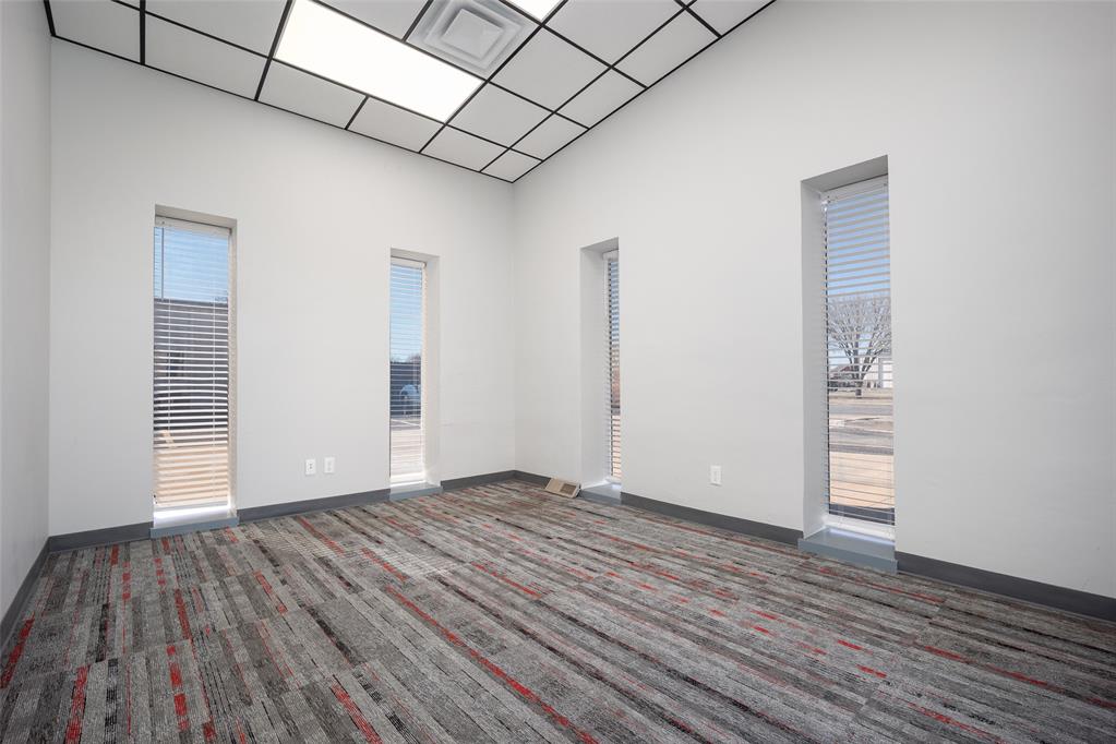 2805 Broce Drive Property Photo 11