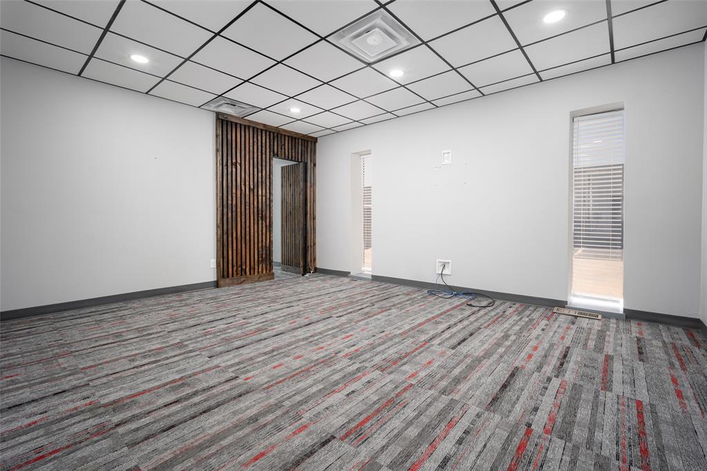 2805 Broce Drive Property Photo 12