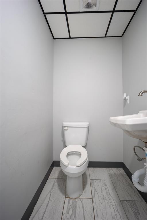2805 Broce Drive Property Photo 20