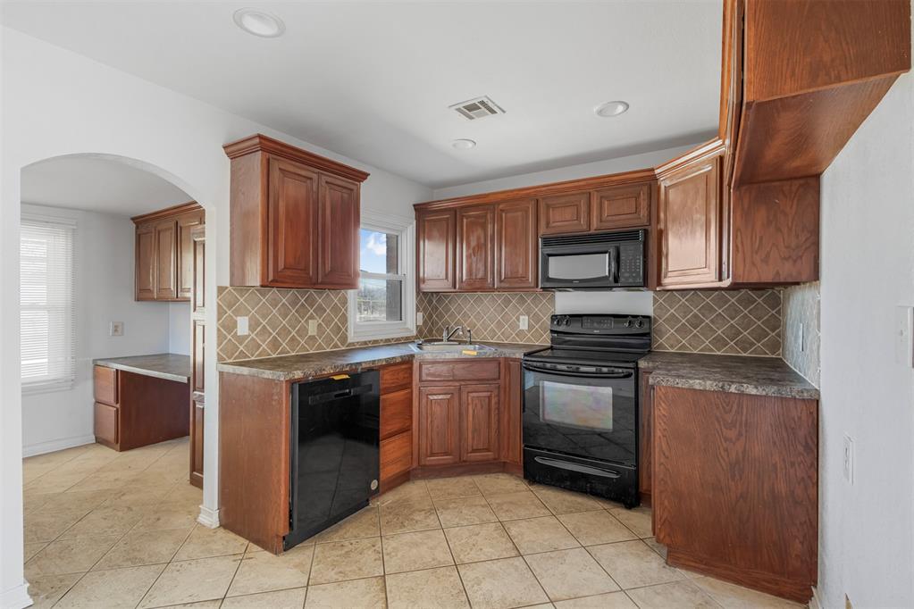419 Mcarthur Boulevard Property Photo 6