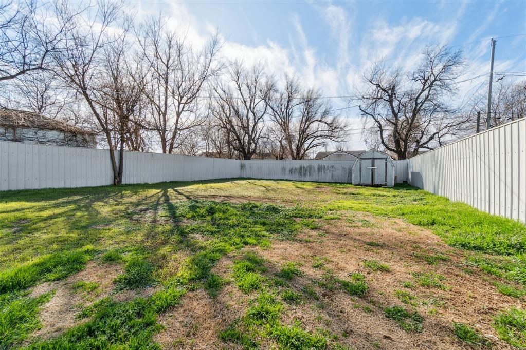 320 E Grumman Drive Property Photo 40