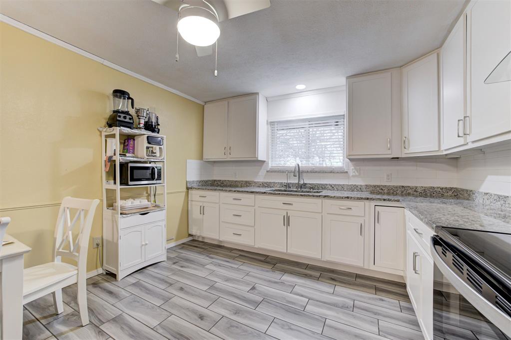 13425 Chaparral Road Property Photo 10