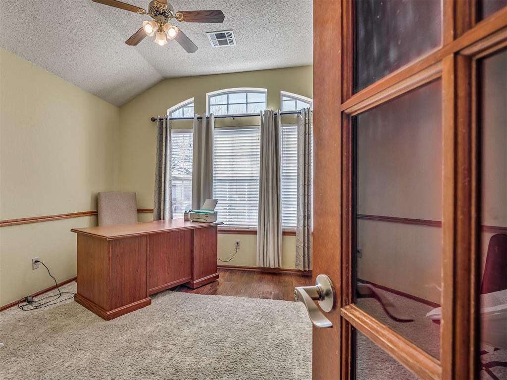 17304 Sun River Court Property Photo 32