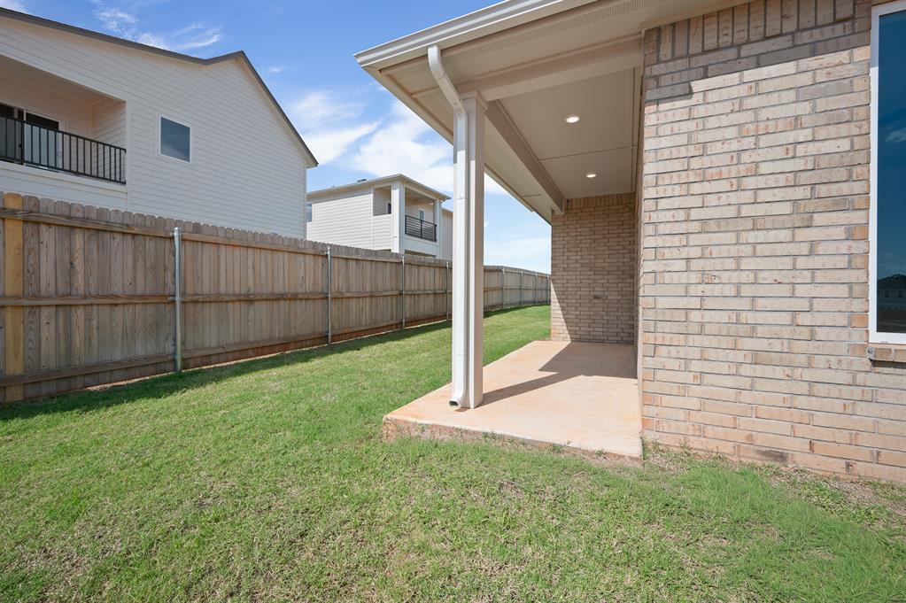 4117 Nw 179th Street Property Photo 42