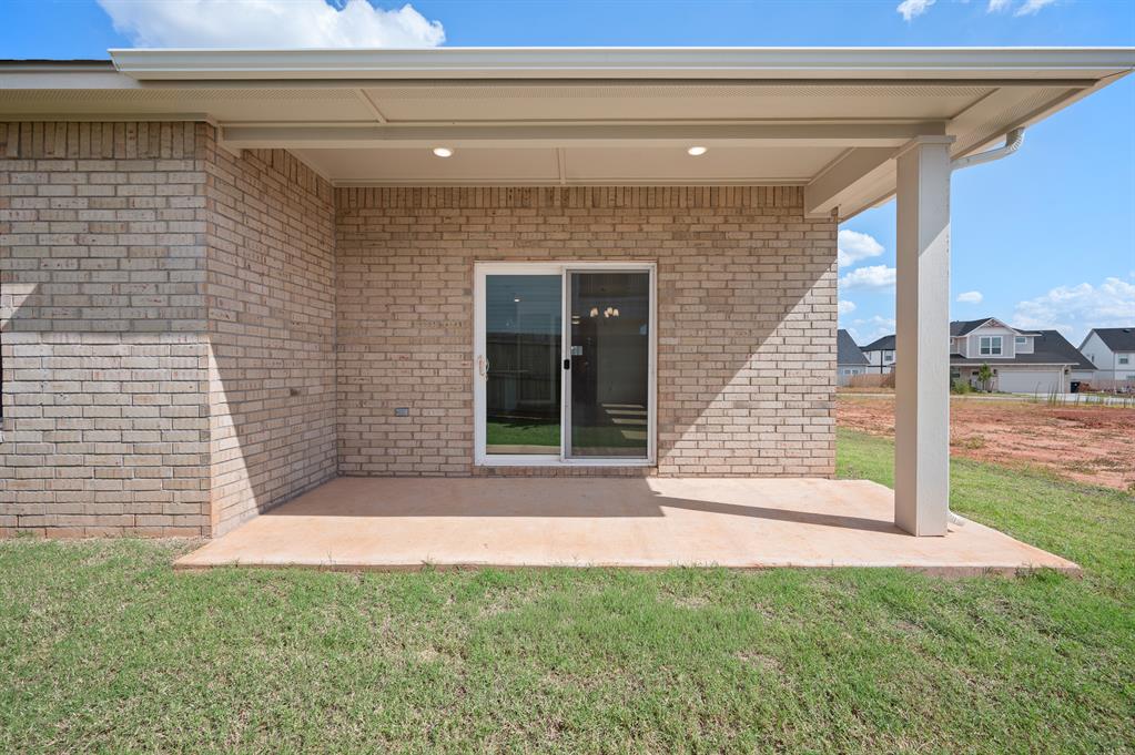 4117 Nw 179th Street Property Photo 44