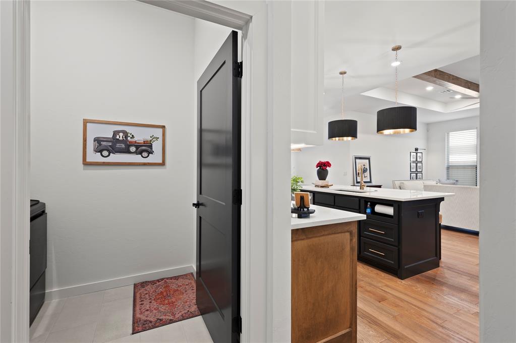 16217 Blackberry Farm Road Property Photo 17