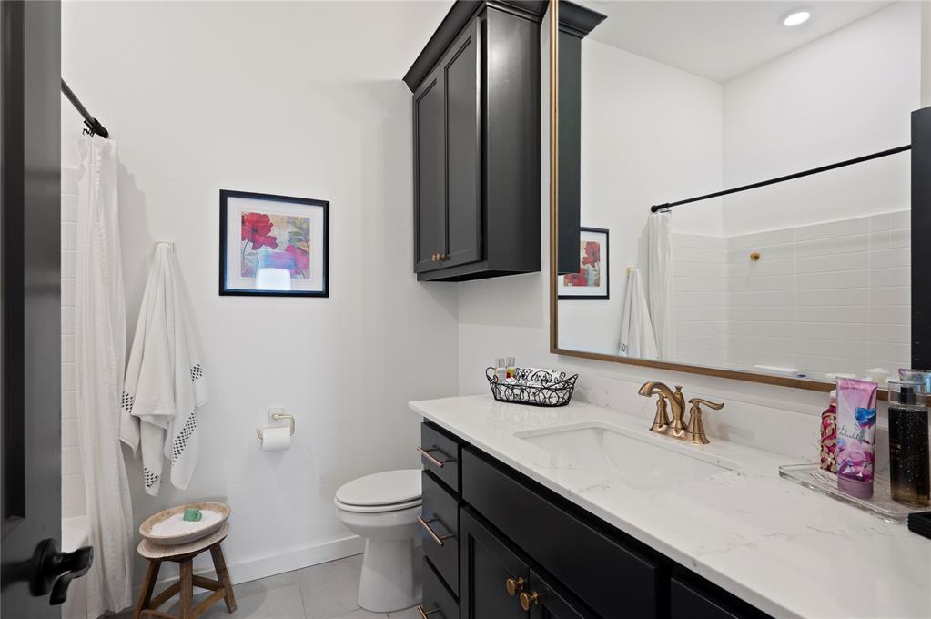 16217 Blackberry Farm Road Property Photo 27