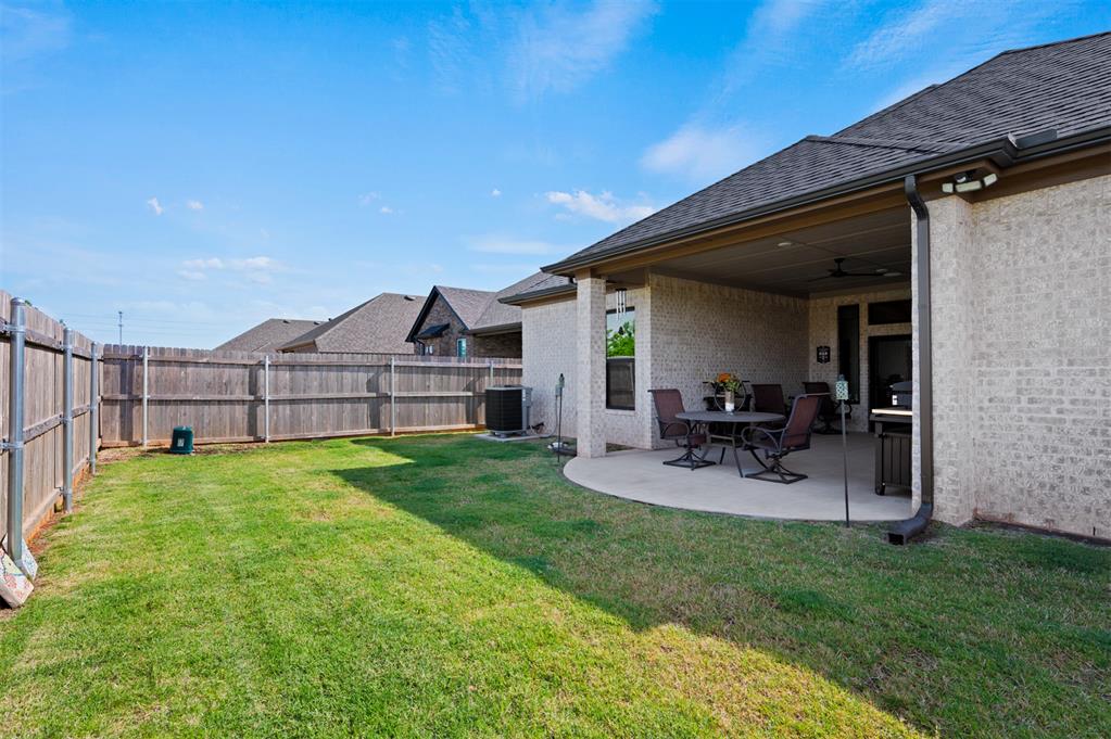 16217 Blackberry Farm Road Property Photo 32