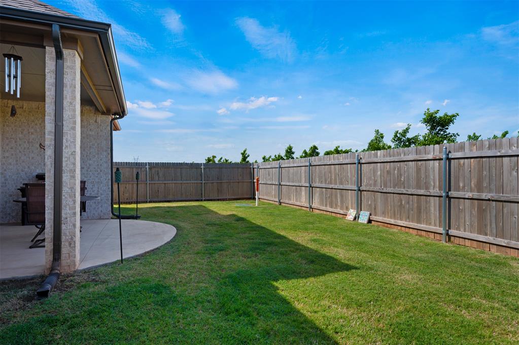 16217 Blackberry Farm Road Property Photo 33