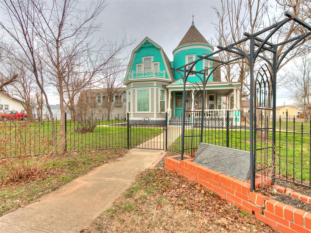 506 S Evans Avenue Property Photo 2