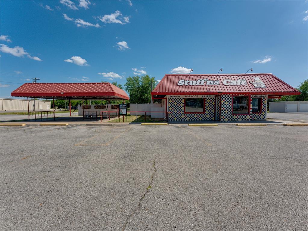 293 E Ketchum Boulevard