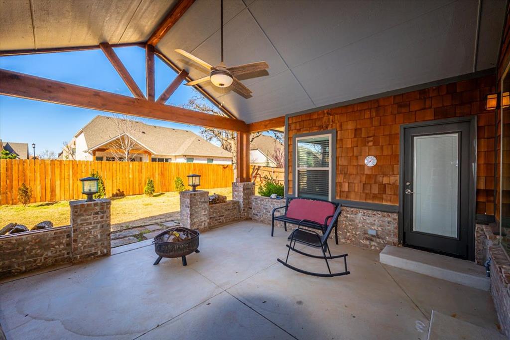 7201 Skipping Stone Drive Property Photo 8