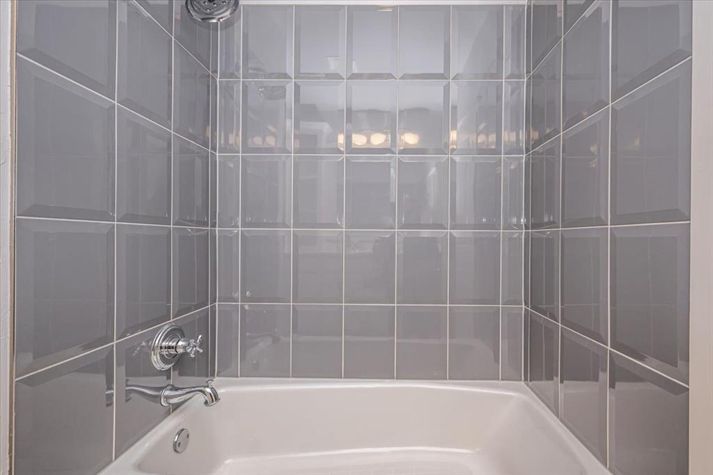 7201 Skipping Stone Drive Property Photo 31