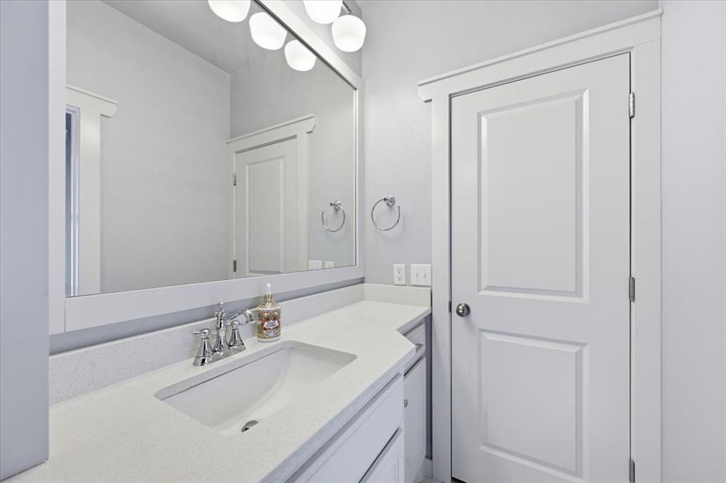 7201 Skipping Stone Drive Property Photo 34