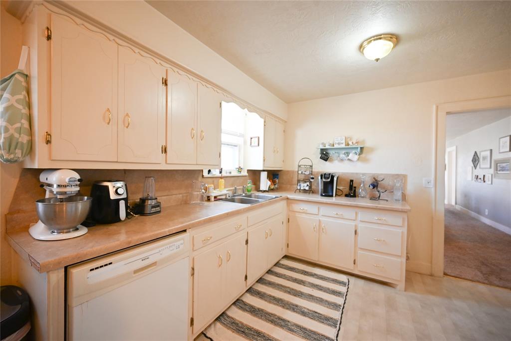 1220 S 19th Street Property Photo 10