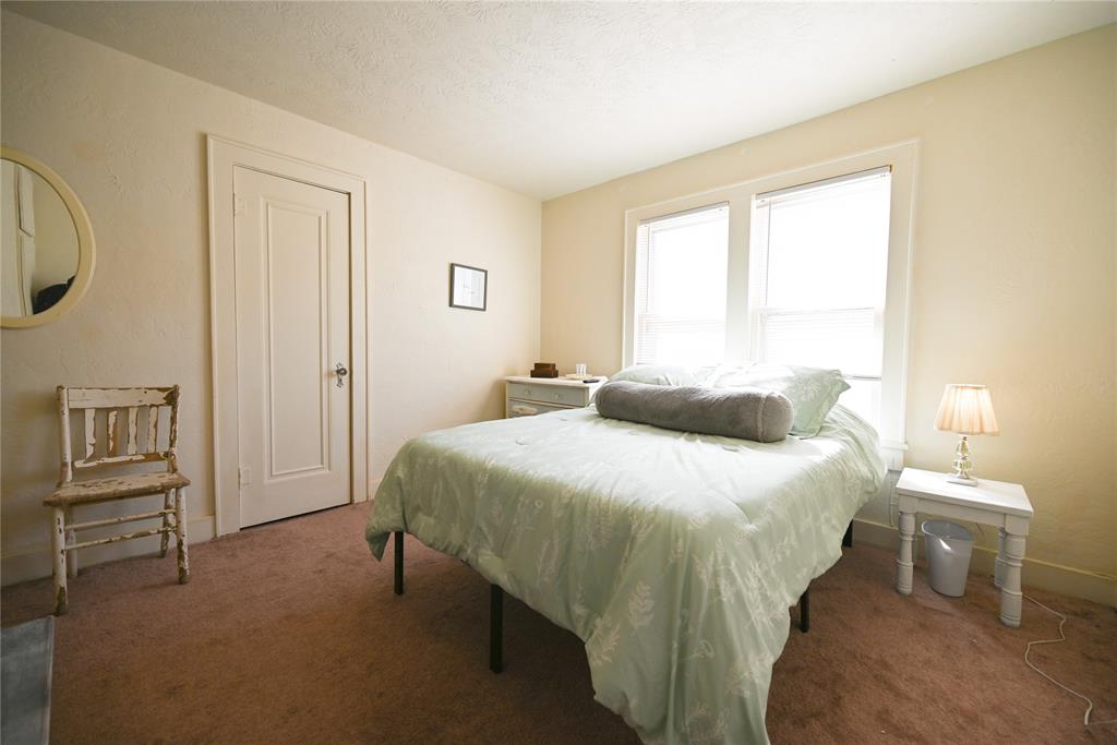 1220 S 19th Street Property Photo 24