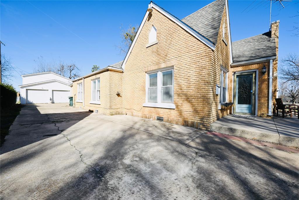 1220 S 19th Street Property Photo 27