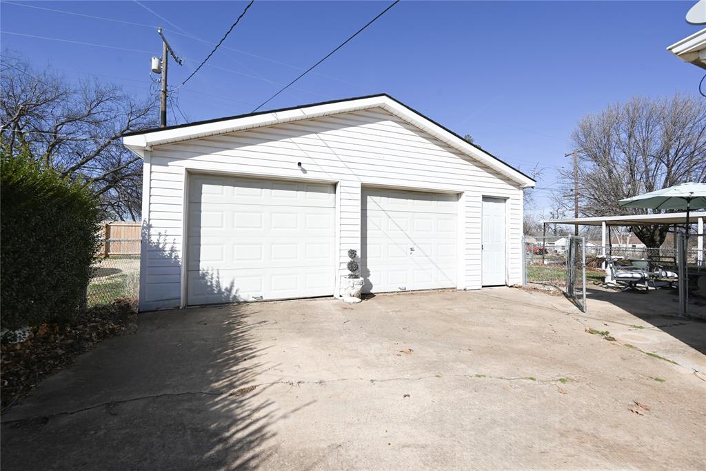 1220 S 19th Street Property Photo 28