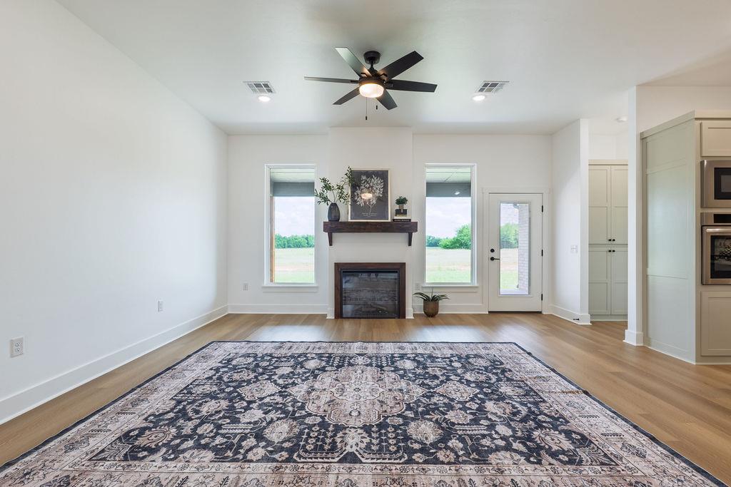 219 Outlander Way Property Photo 8