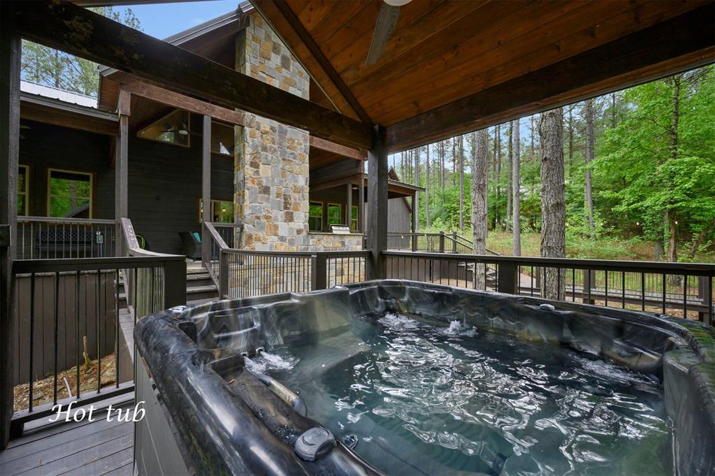 210 Green Apple Trail Property Photo 38