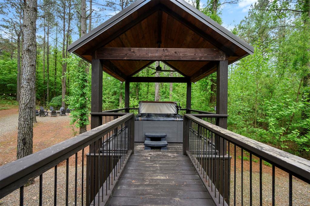 210 Green Apple Trail Property Photo 39