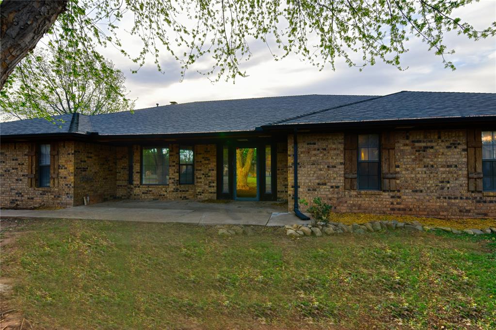 1010 Amy Way Property Photo 2