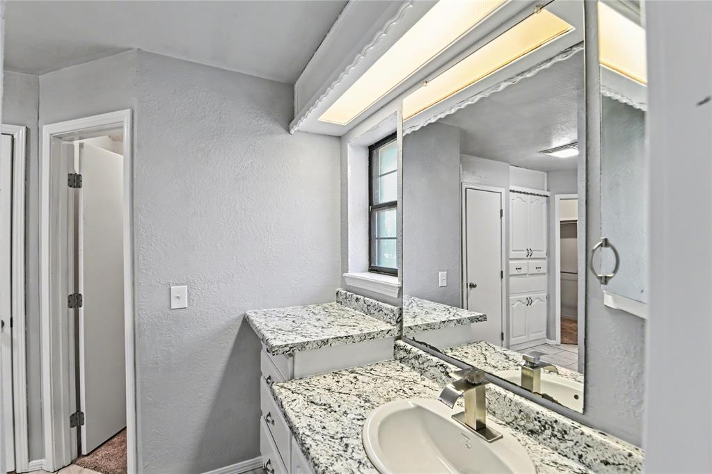 1010 Amy Way Property Photo 20