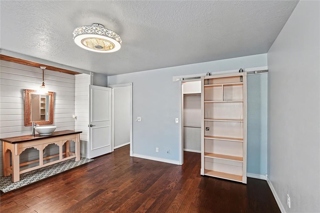1010 Amy Way Property Photo 25