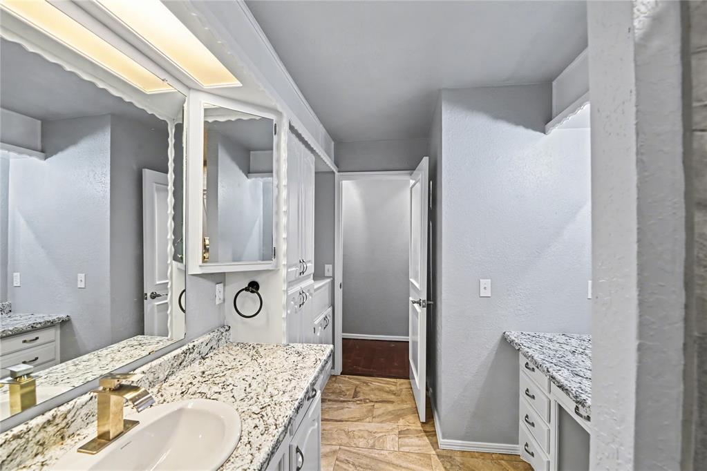 1010 Amy Way Property Photo 30