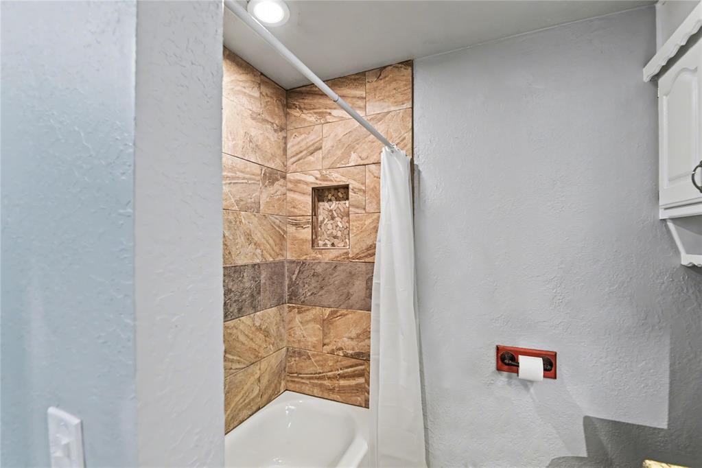 1010 Amy Way Property Photo 31