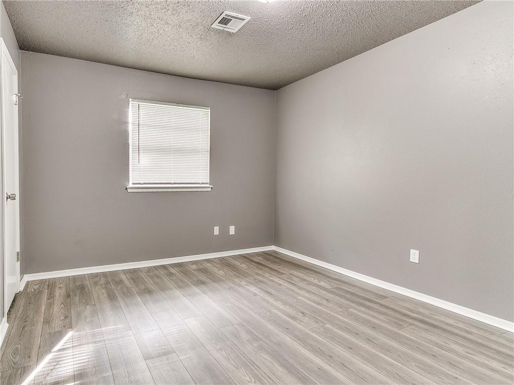 1626 N Crawford Avenue Property Photo 18