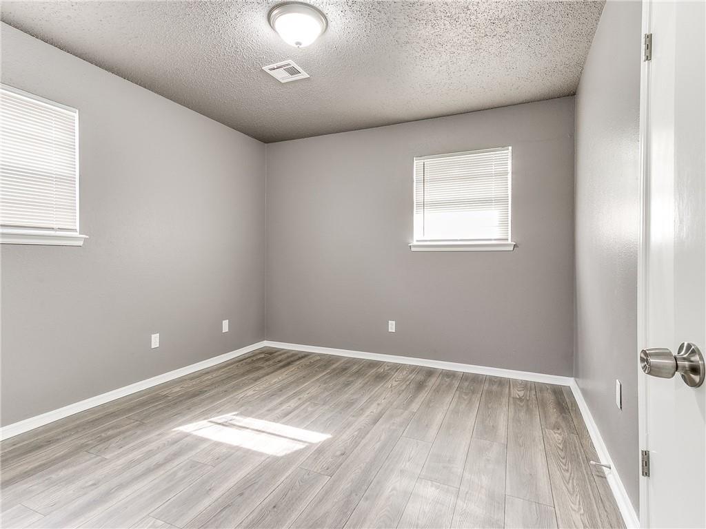 1626 N Crawford Avenue Property Photo 21