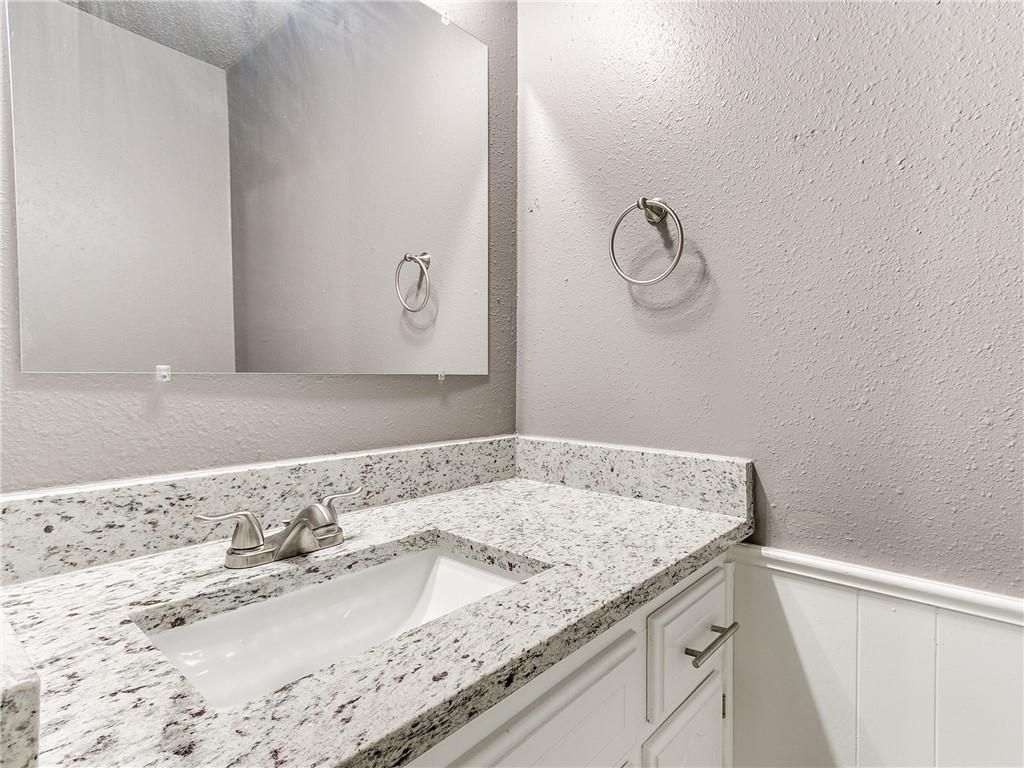 1626 N Crawford Avenue Property Photo 27