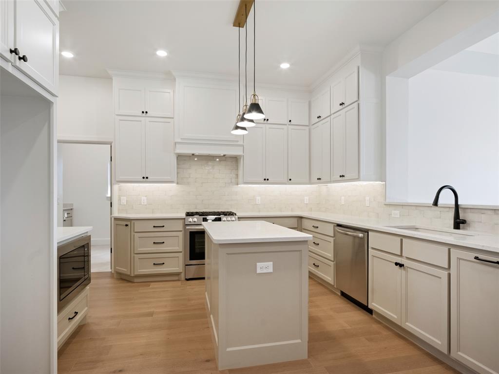 3708 Bedrock Drive Property Photo 10