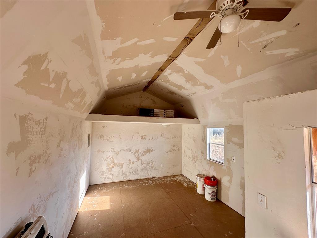 830672 S 3400 Road Property Photo 18