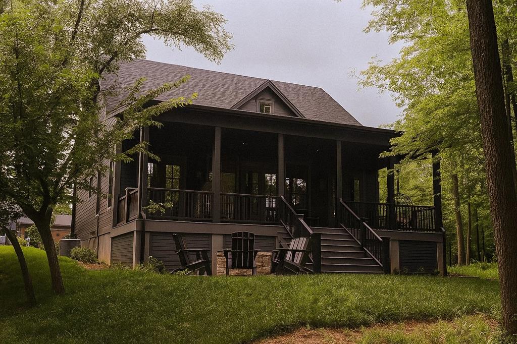 18247 Willowbrooke Court Property Photo 1