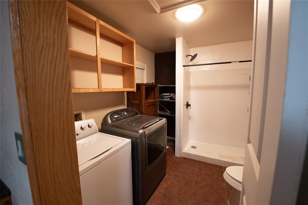 216 N Hitchcock Street Property Photo 14