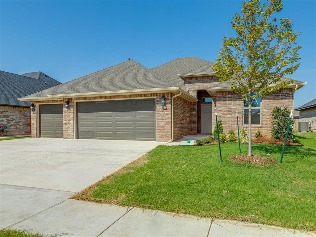 5013 Vine Cliff Road Property Photo 1