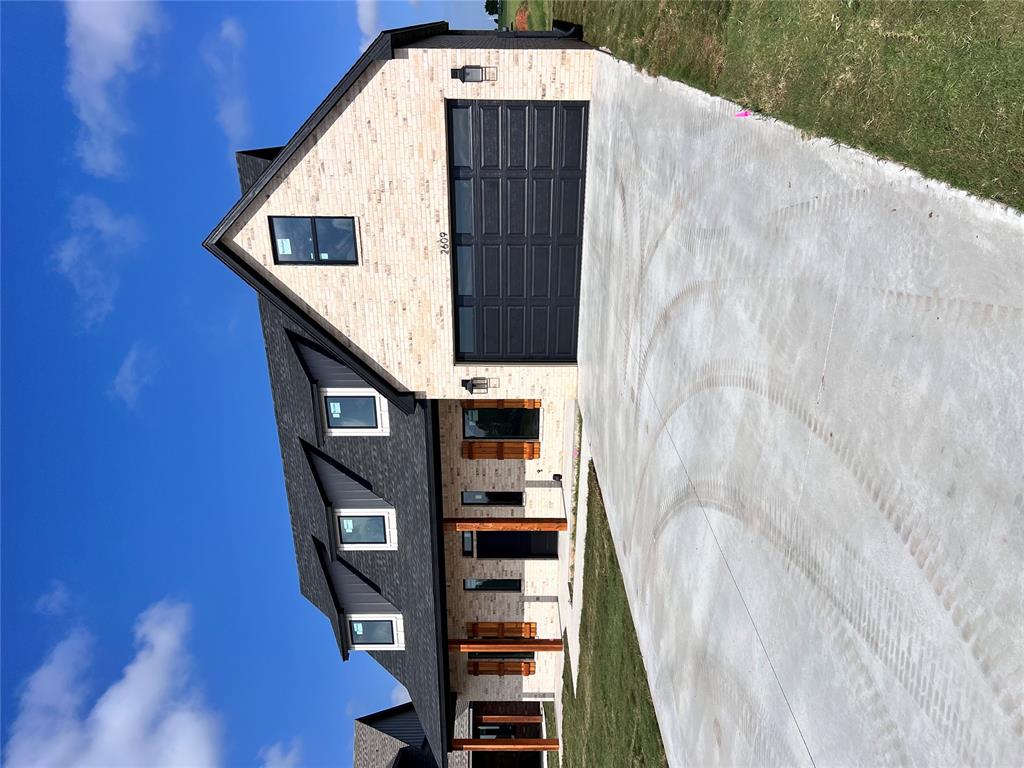 2609 Landrun Property Photo 2