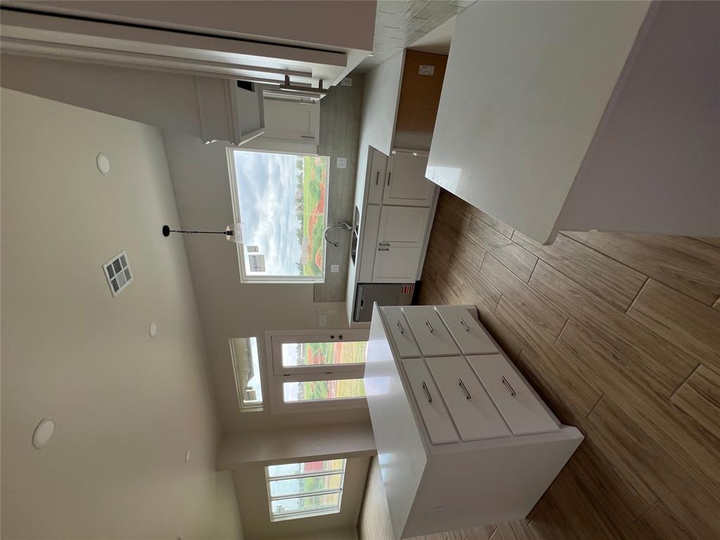 2609 Landrun Property Photo 14