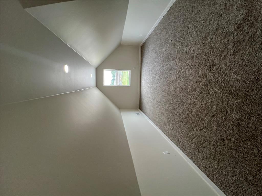 2609 Landrun Property Photo 30