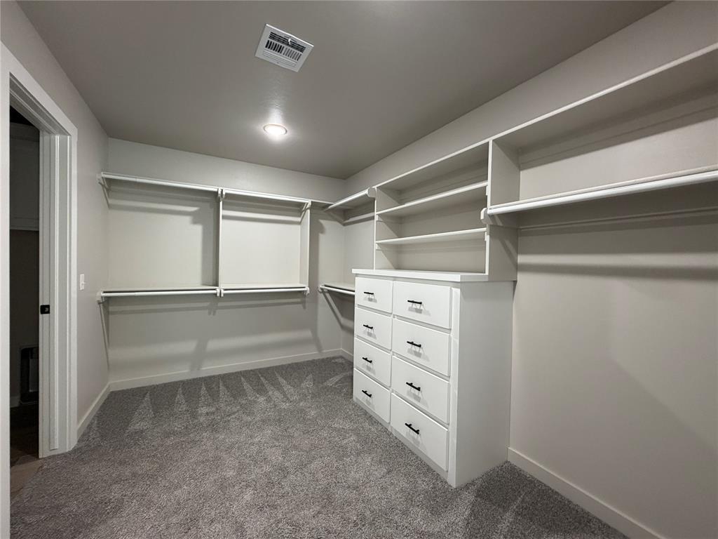 2204 Winter Ridge Road Property Photo 12