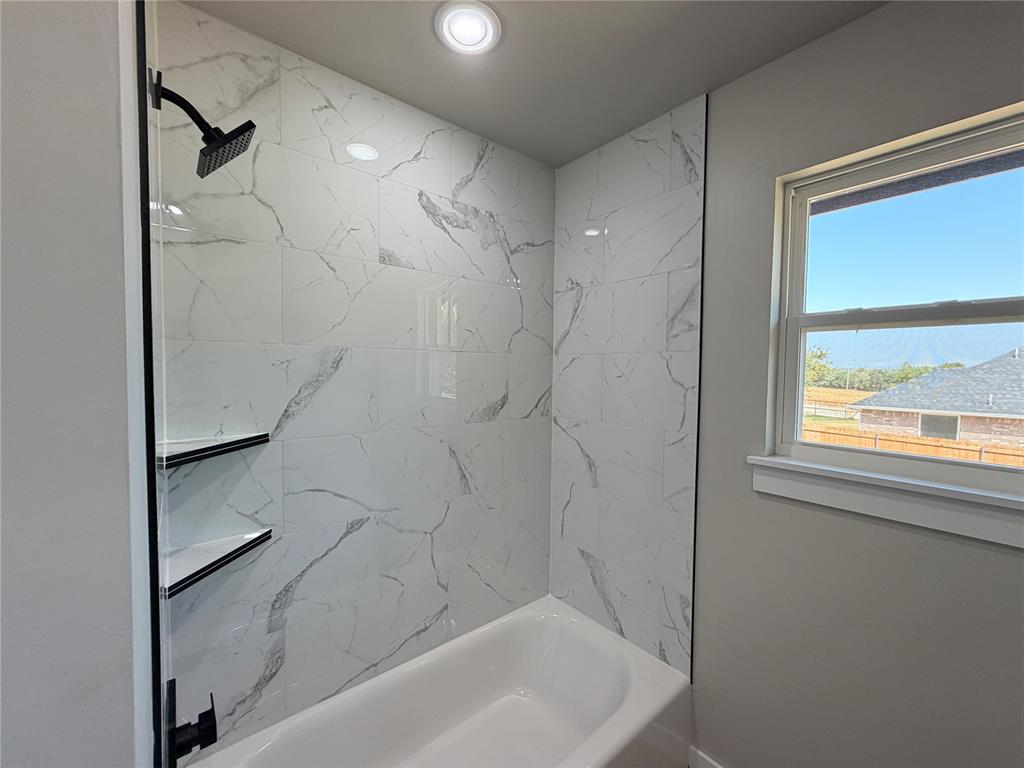 2204 Winter Ridge Road Property Photo 17